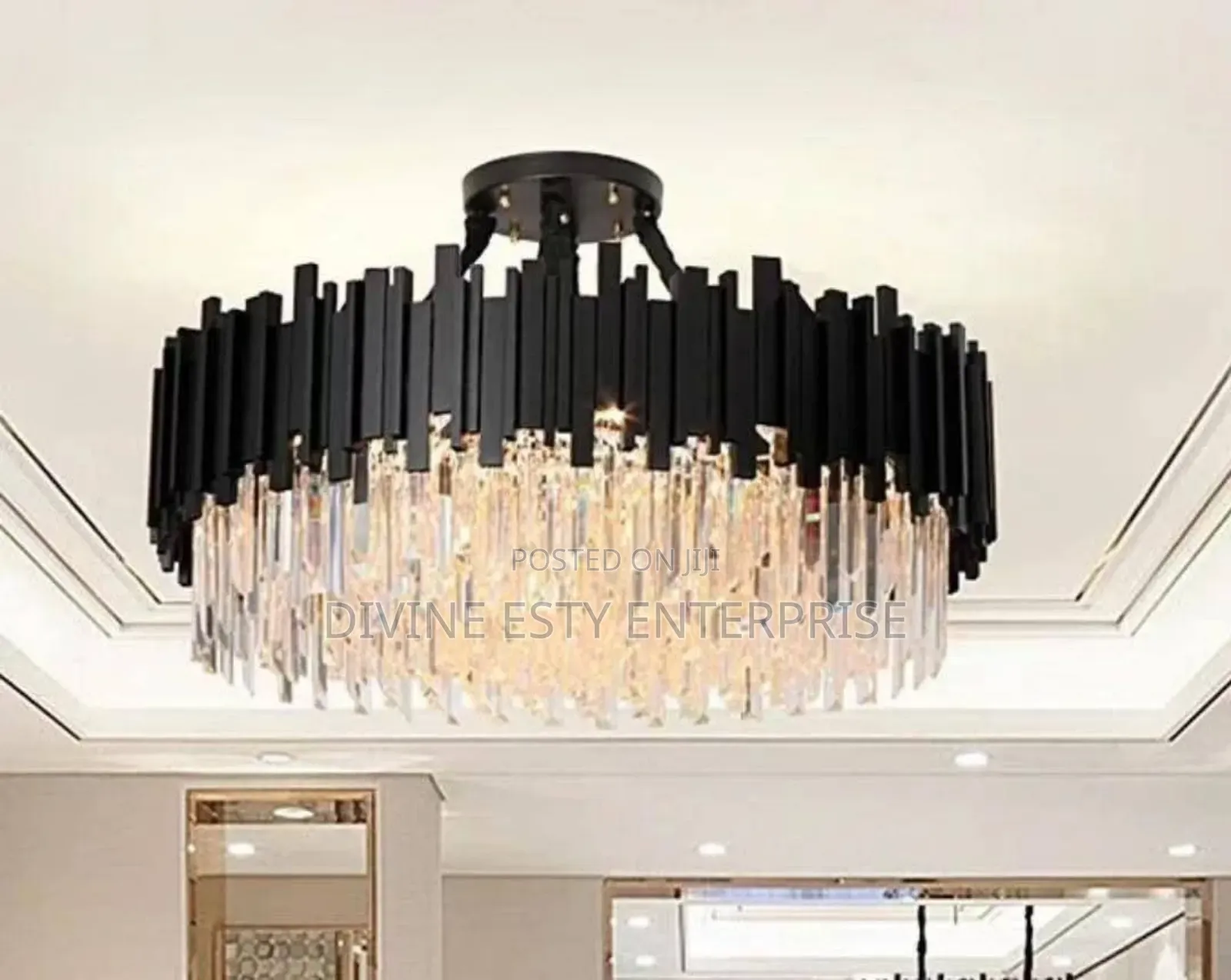 Luxurious Elegant Chandelier