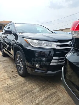 Toyota Highlander XLE 2019 Black