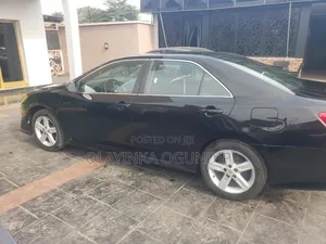 Toyota Camry SE 4dr Sedan (2.5L 4cyl 6A) 2013 Black