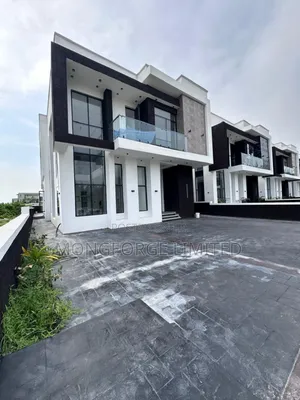 5bdrm Duplex in Ikota for sale