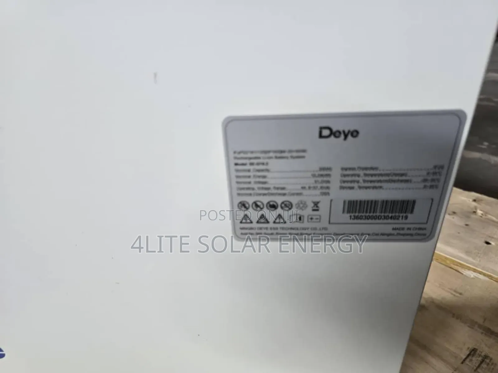 10.2kwh Deye Lithium Battery