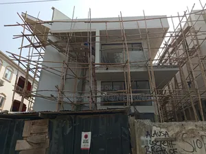 Building/Swimming Pool Engineer