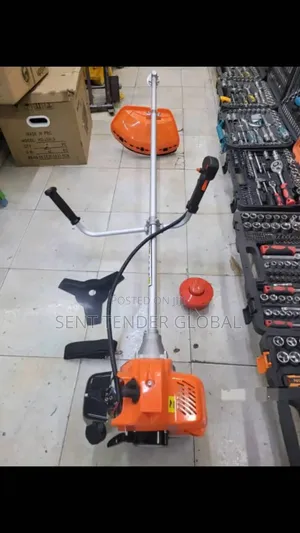 Brush Cutter Using Petrol