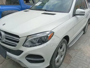 Mercedes-Benz GLE-Class 2017 White