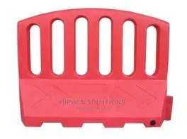 High Fence Plastic Road Barrier