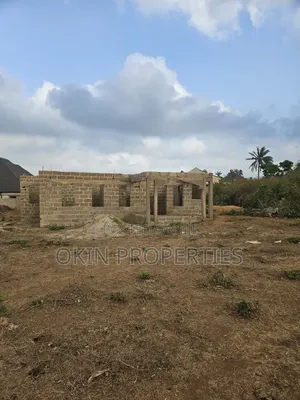 4bdrm Bungalow in Osun State, Osogbo for sale