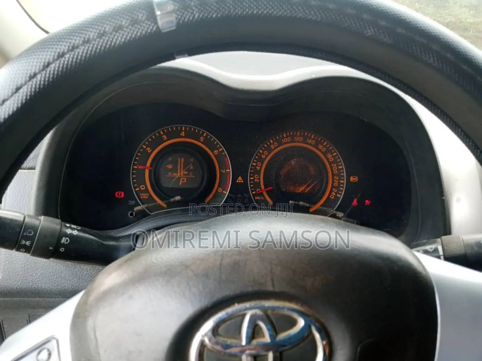 Toyota Corolla 2011 Silver