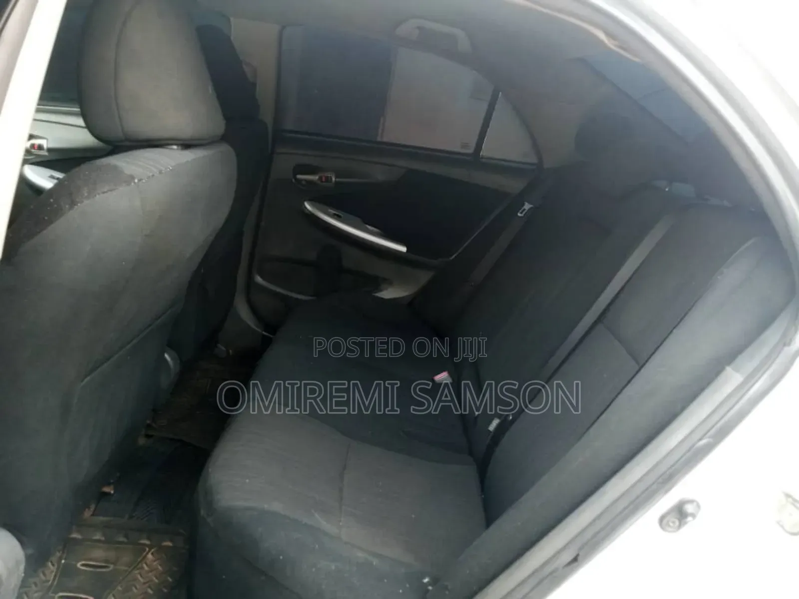 Toyota Corolla 2011 Silver
