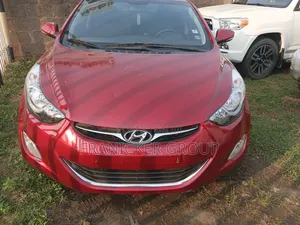 Hyundai Elantra 2012 Red