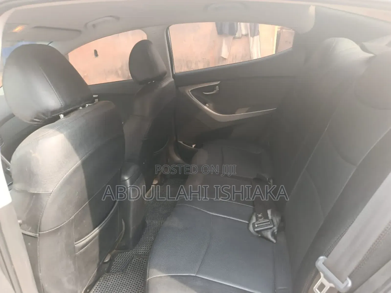 Hyundai Elantra 2011 White