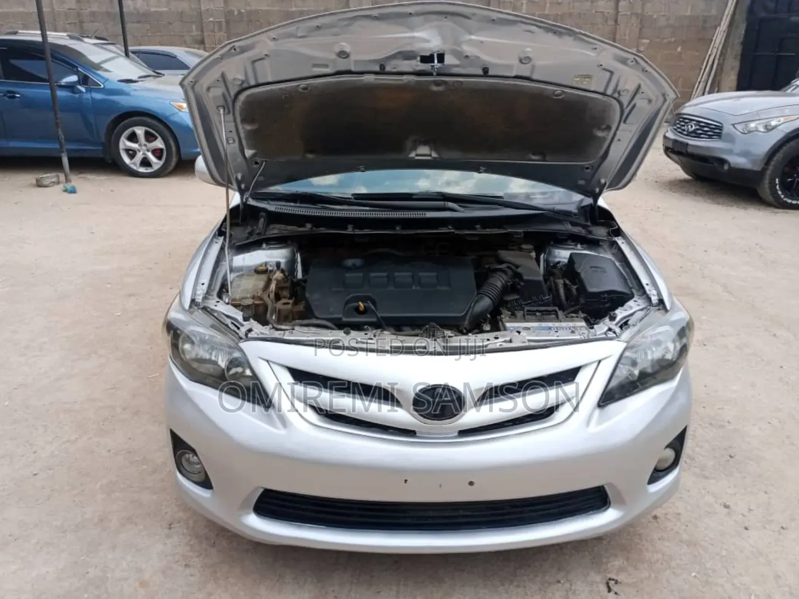 Toyota Corolla 2011 Silver