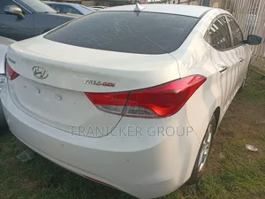 Hyundai Elantra 2012 White