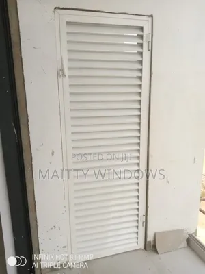 Aluminum Sunbreaker Door