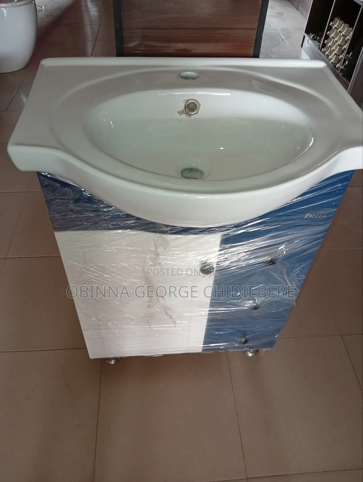 Cabinet Basin
