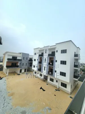Brand New 3 / 4 Bedroom Terrace Duplex