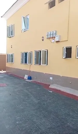 2bdrm Apartment in Awoyaya for rent