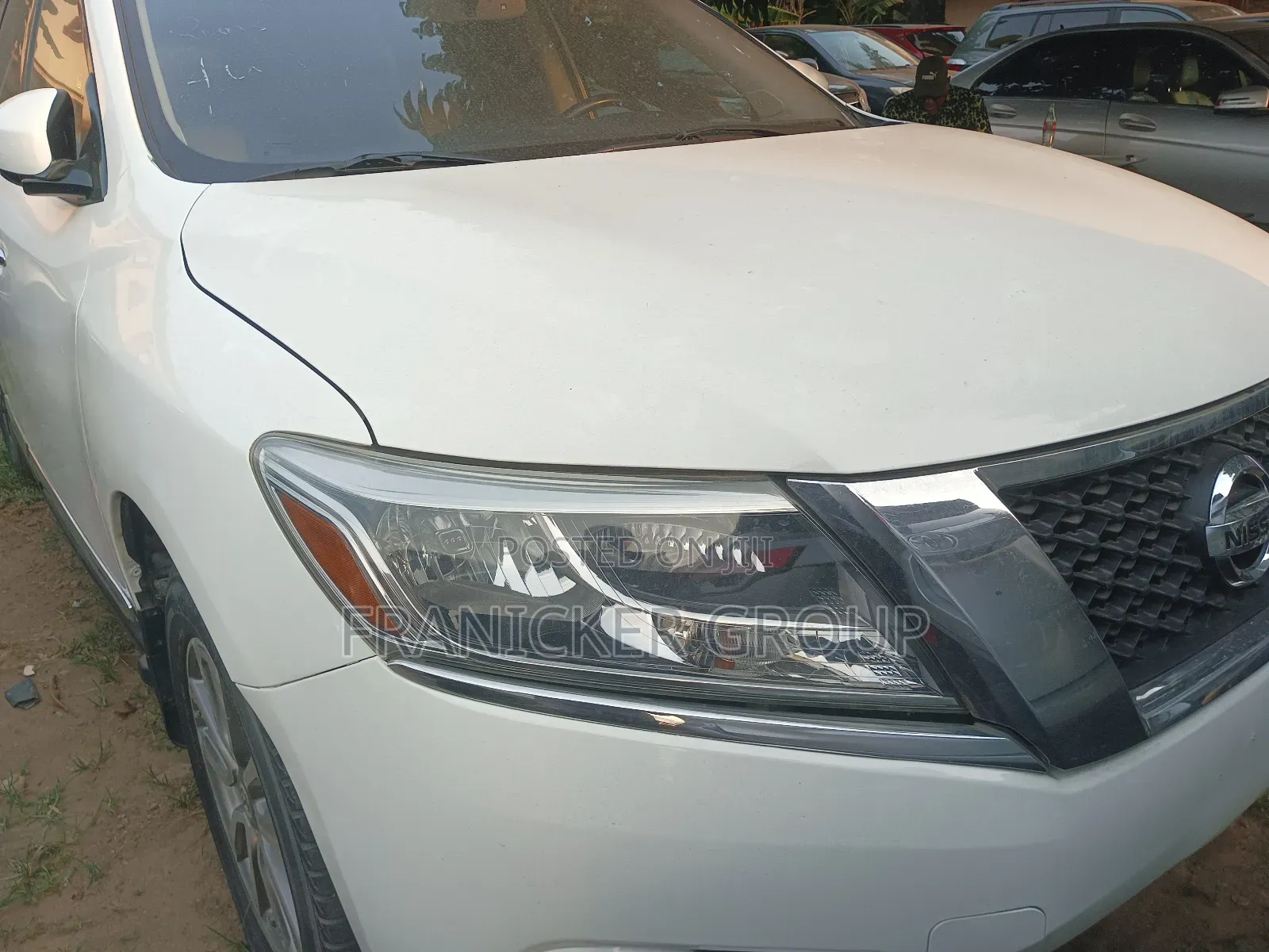 Nissan Pathfinder 2013 White
