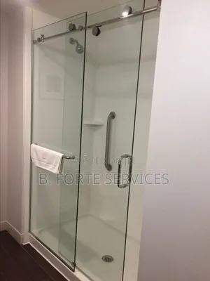Tempered Glass Shower Cubicle