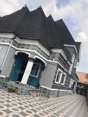 4bdrm Bungalow in Otokutu, Ugheli for sale