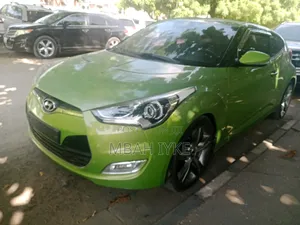 Hyundai Veloster 2011 Green