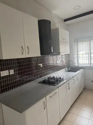 3bdrm Apartment in Lekki Phase 1 for rent