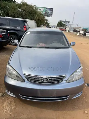 Toyota Camry 2004 Blue
