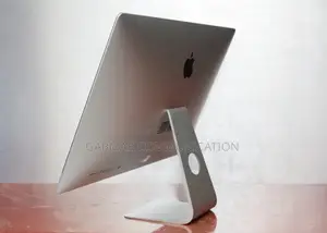 Desktop Computer Apple iMac 8GB Intel Core i5 SSD 512GB