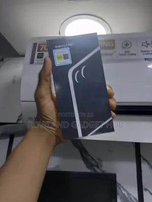 New Samsung Galaxy Z Flip7 256 GB Black
