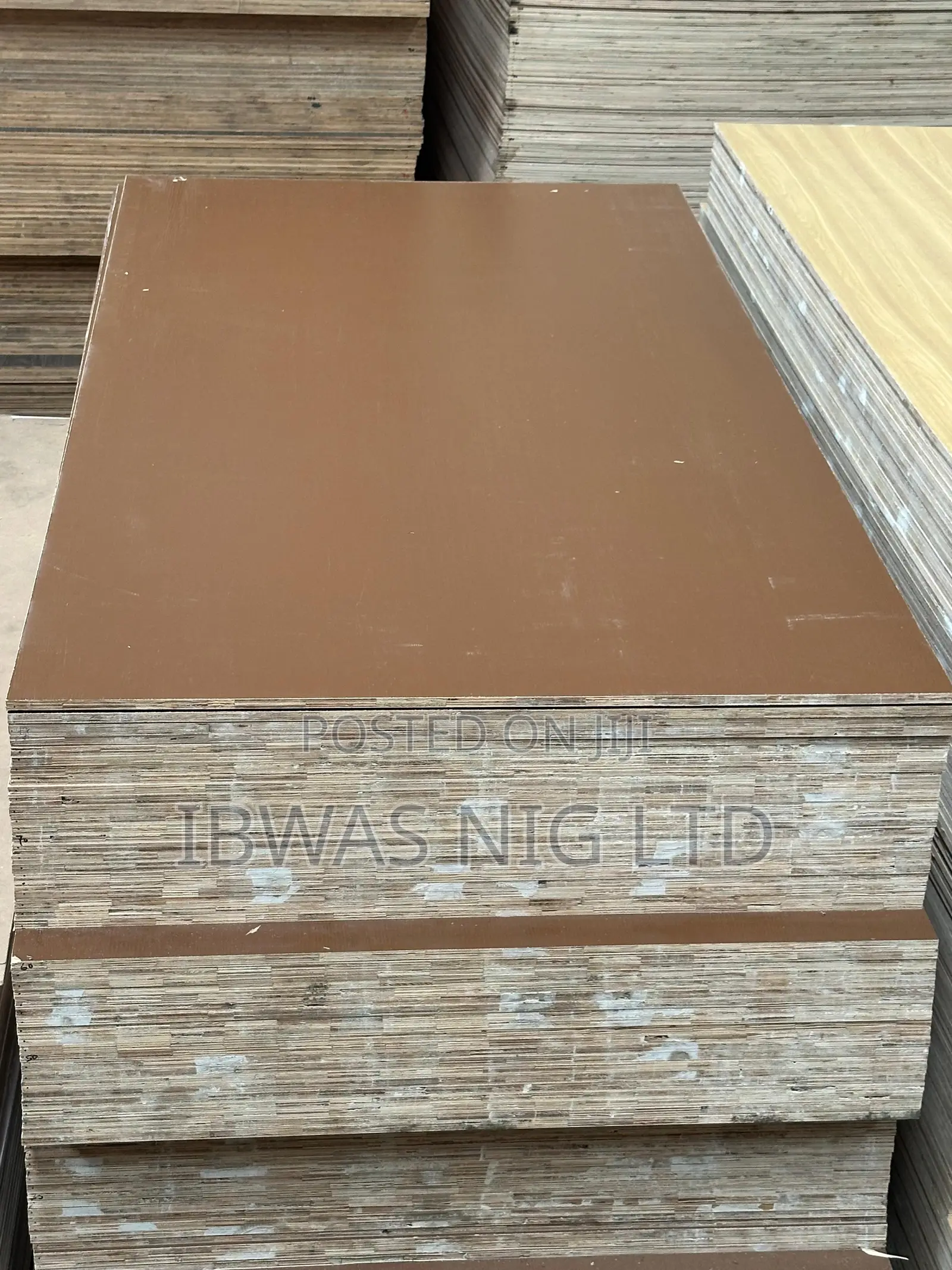 Blockboard Brown