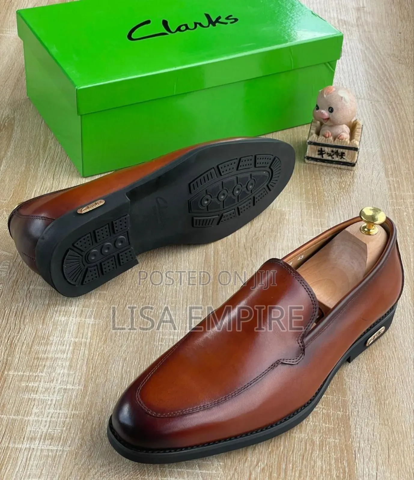 Clarks Cooperate Shoes