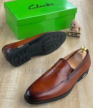Clarks Cooperate Shoes