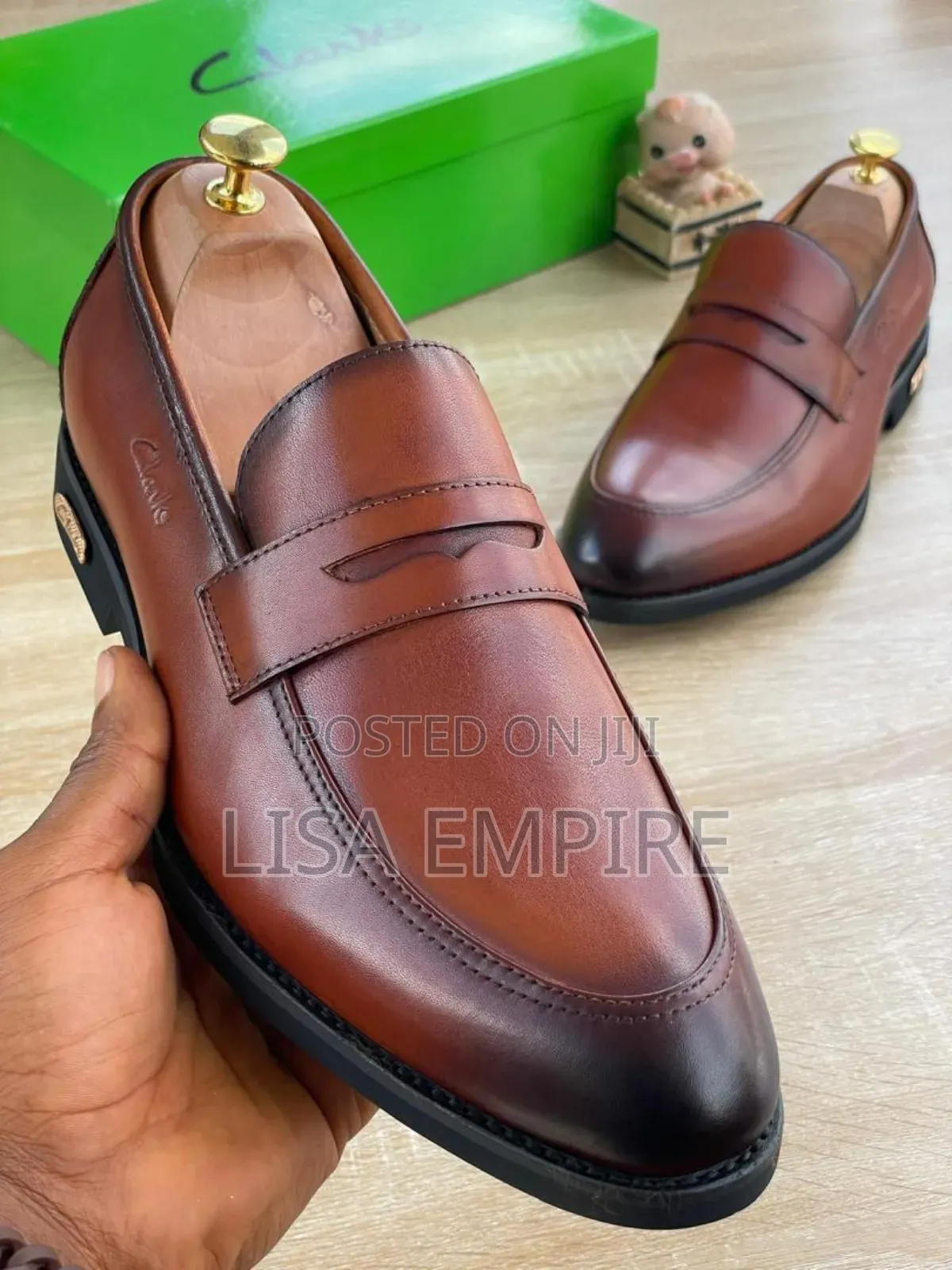 Clarks Cooperate Shoes