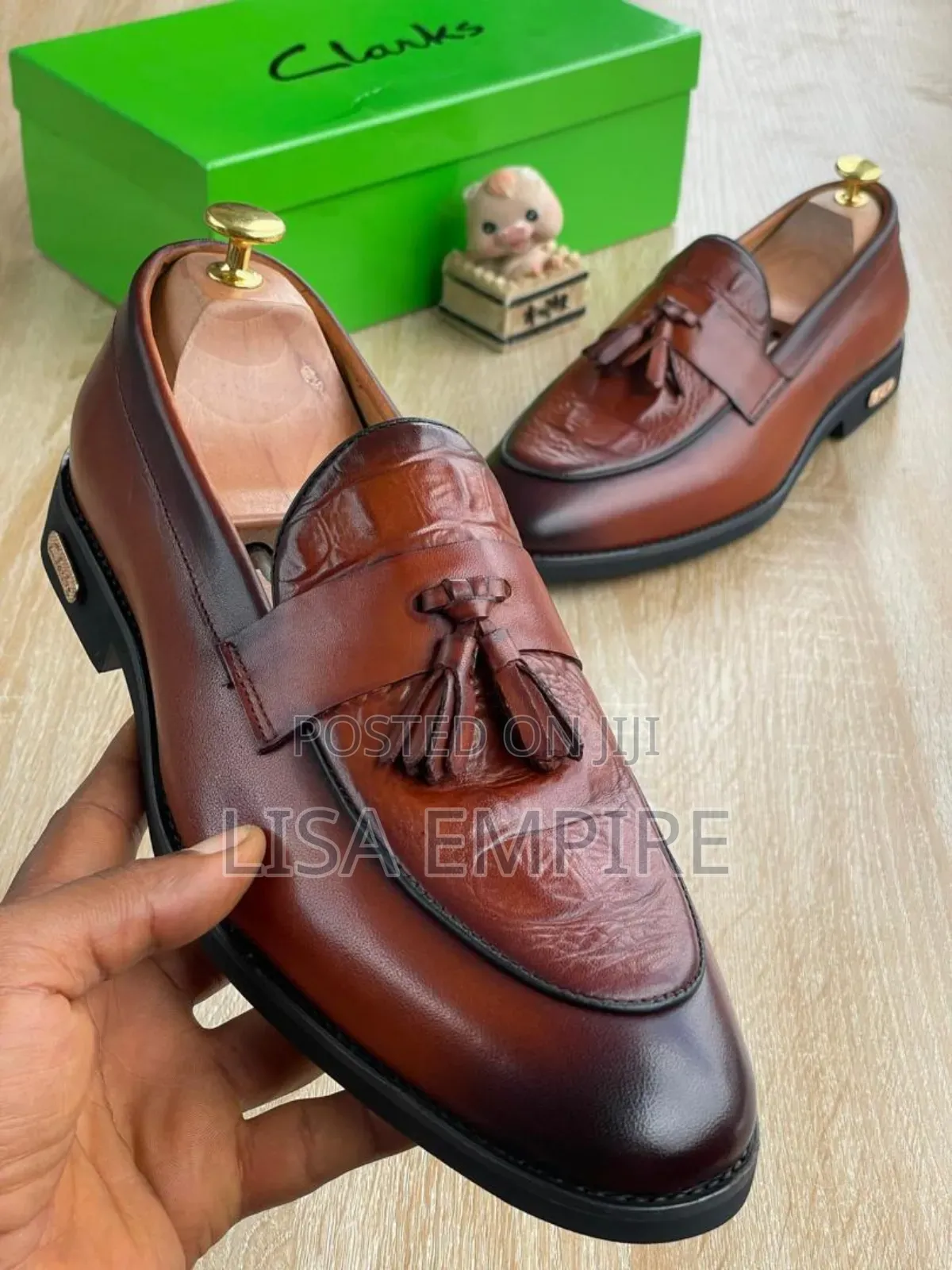 Clarks Cooperate Shoes