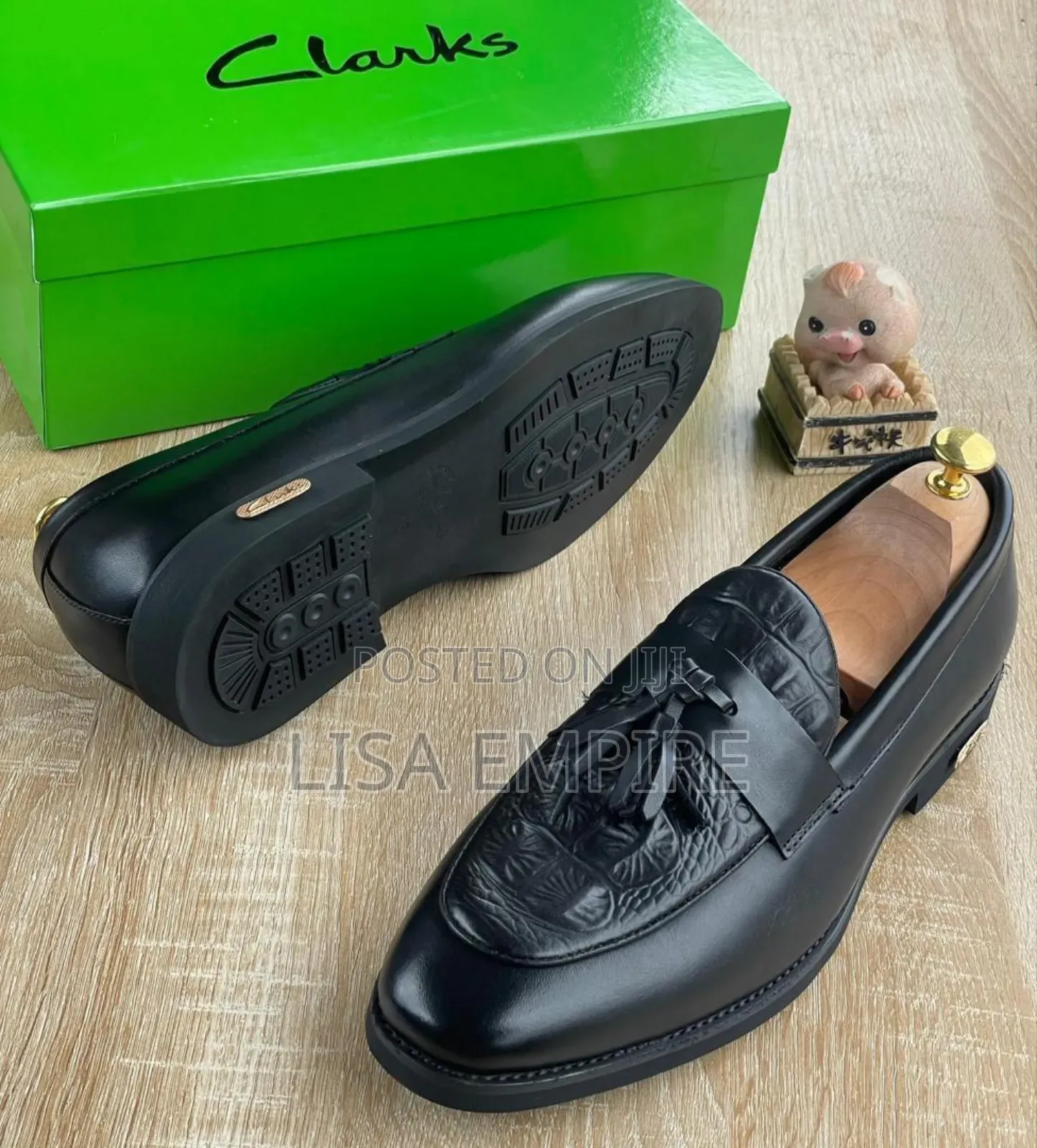 Clarks Cooperate Shoes