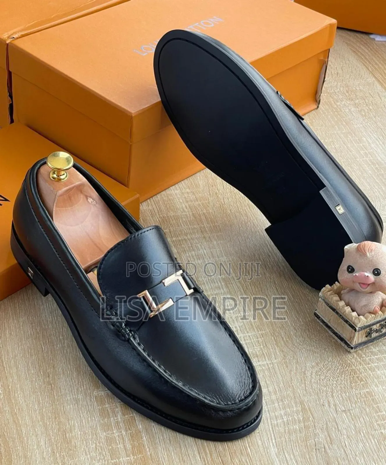Clarks Cooperate Shoes