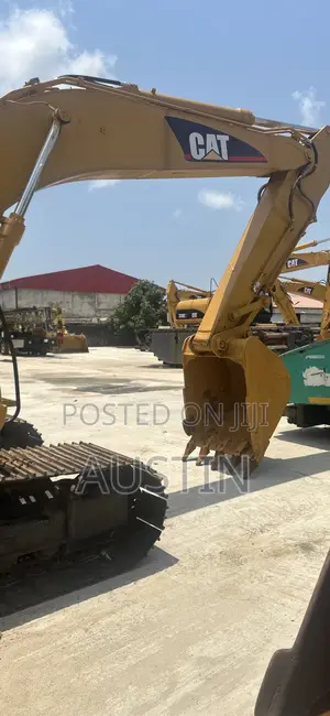 Excavator 320cl