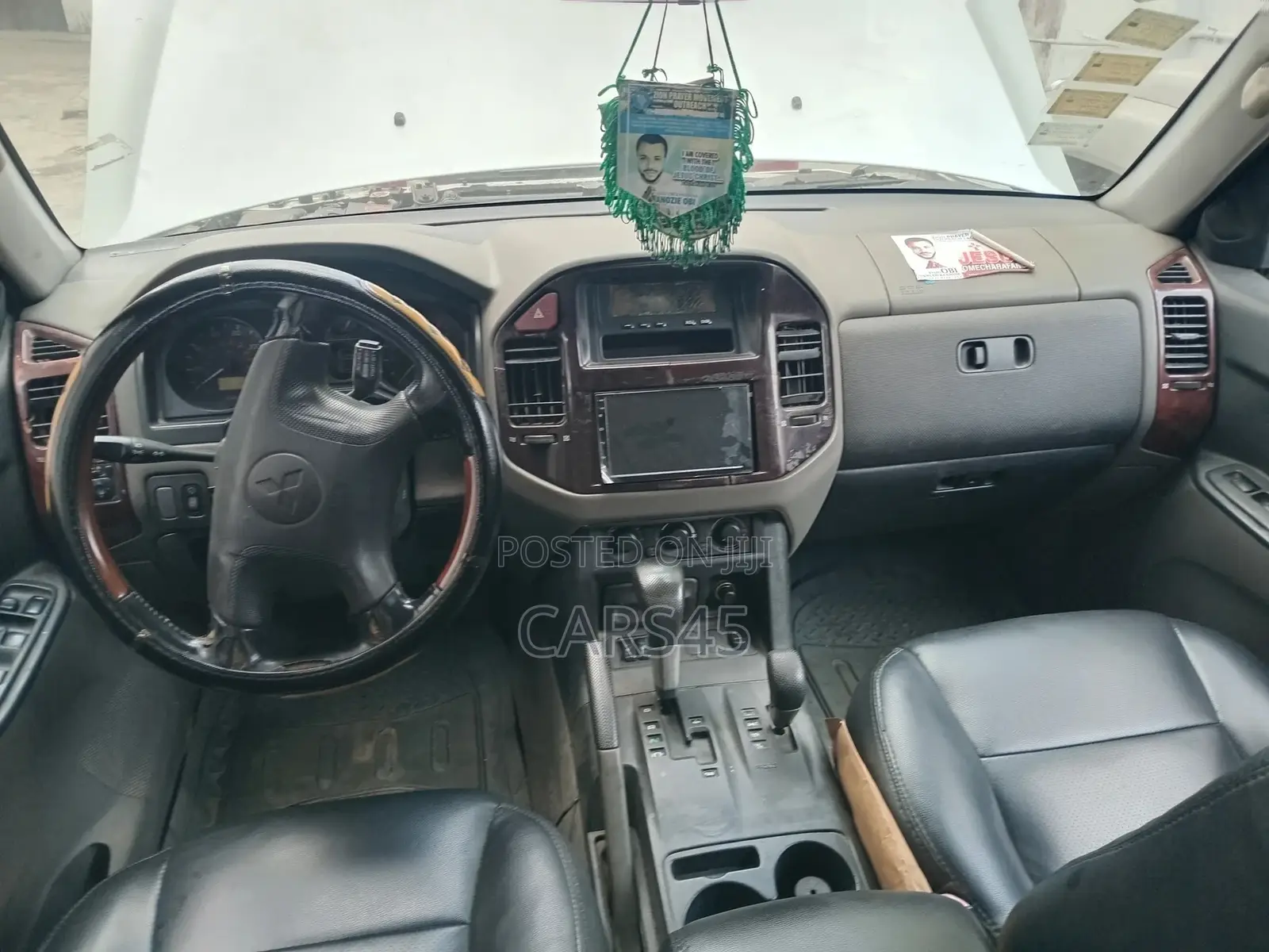 Mitsubishi Montero 2002 Silver