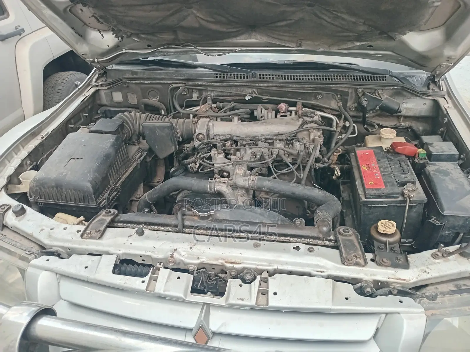 Mitsubishi Montero 2002 Silver