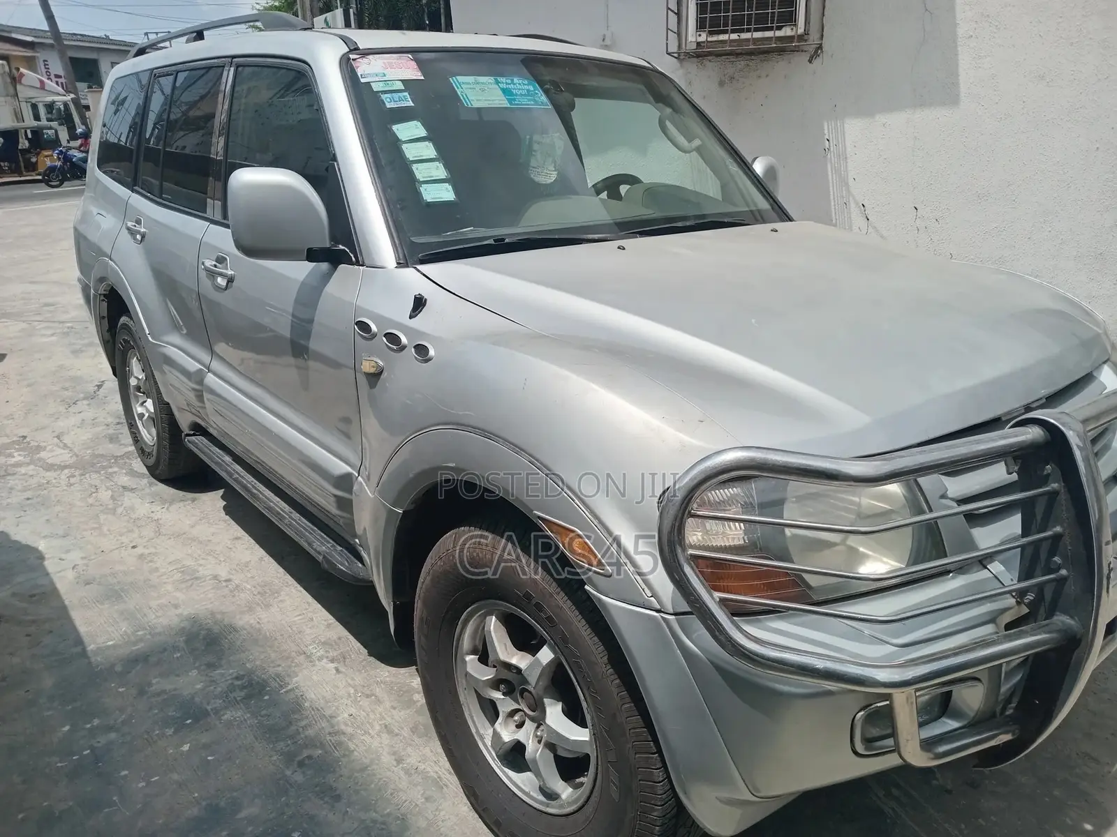 Mitsubishi Montero 2002 Silver