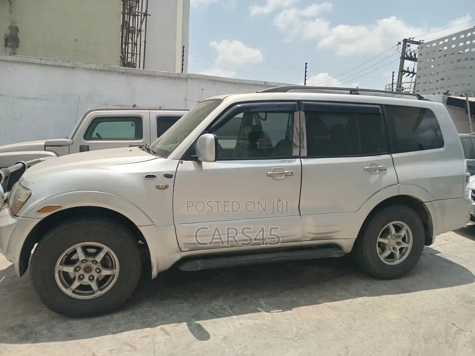 Mitsubishi Montero 2002 Silver