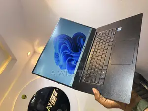 Laptop Dell Precision 15 5520 16GB Intel Core i7 SSD 256GB