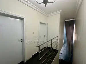 2bdrm Apartment in Lekki Phase 1 for rent