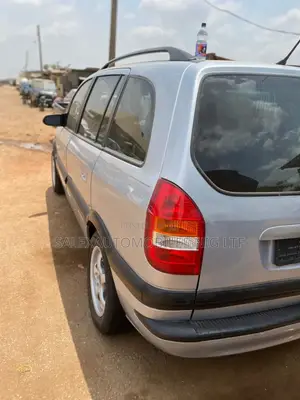 Opel Zafira 2.2 Comfort Automatic 2005 Silver