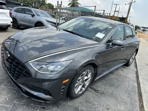 Hyundai Sonata SE 2021 Gray