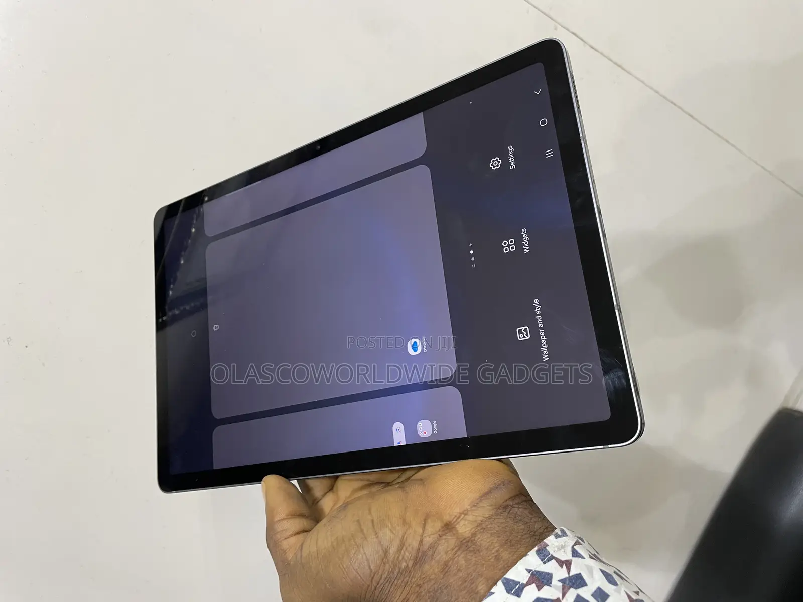 New Samsung Galaxy Tab S9 FE 128 GB Gray