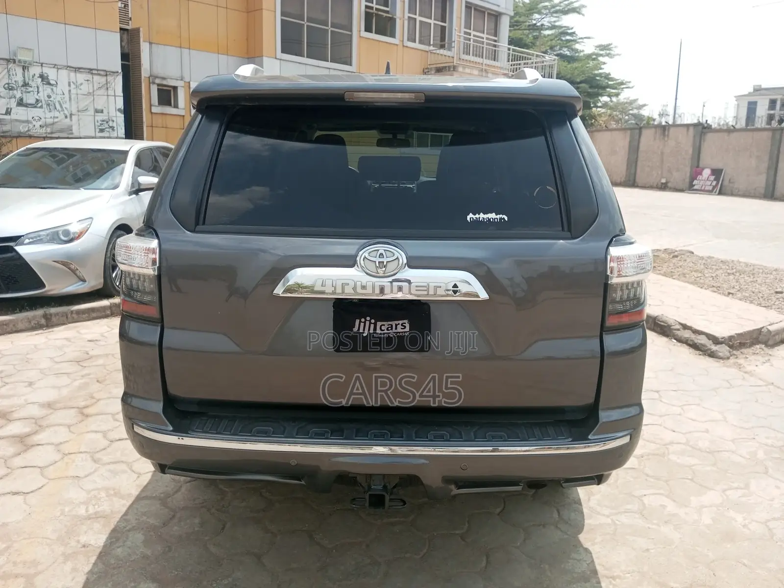 Toyota 4-Runner 2017 Gray