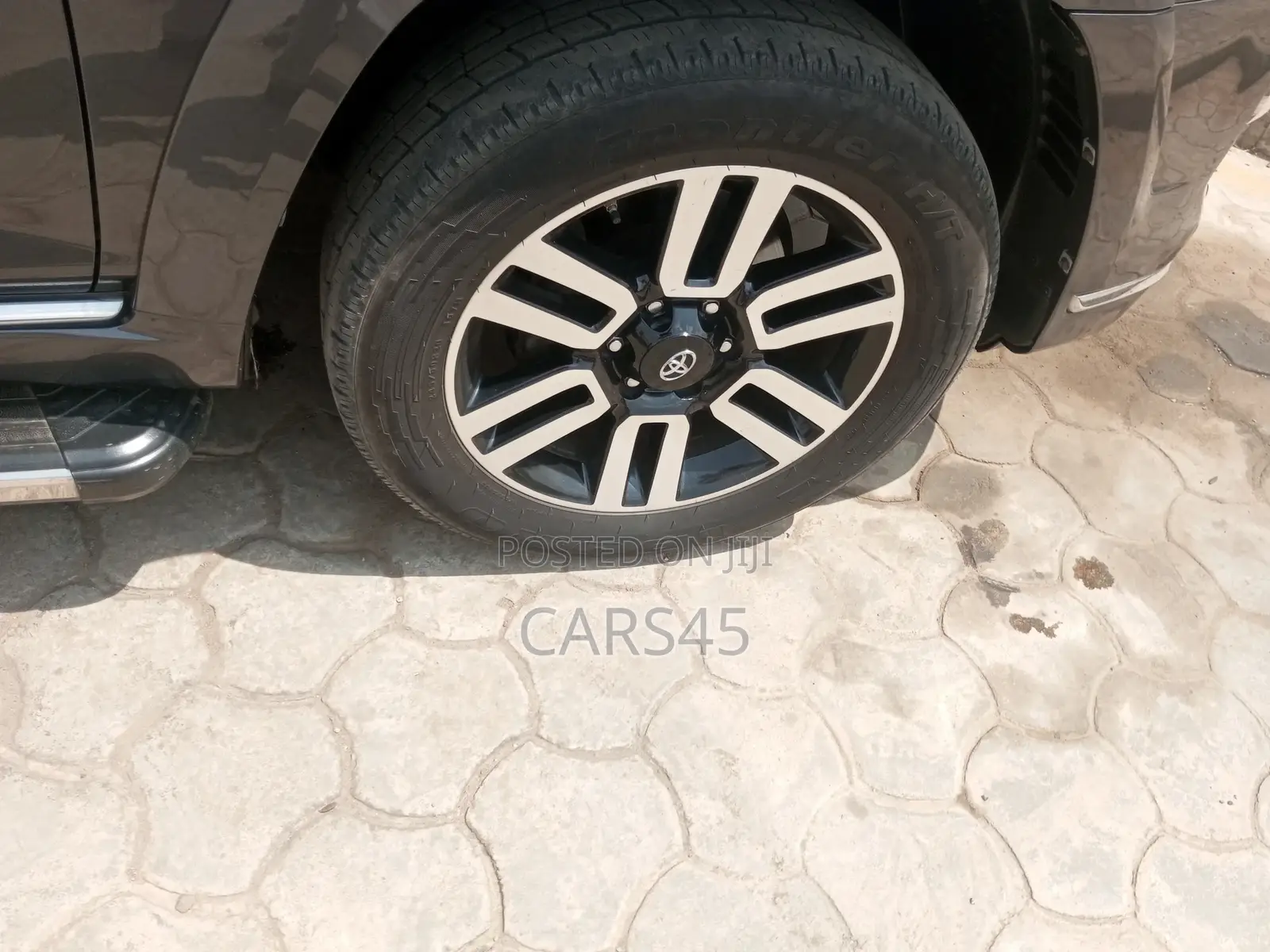 Toyota 4-Runner 2017 Gray