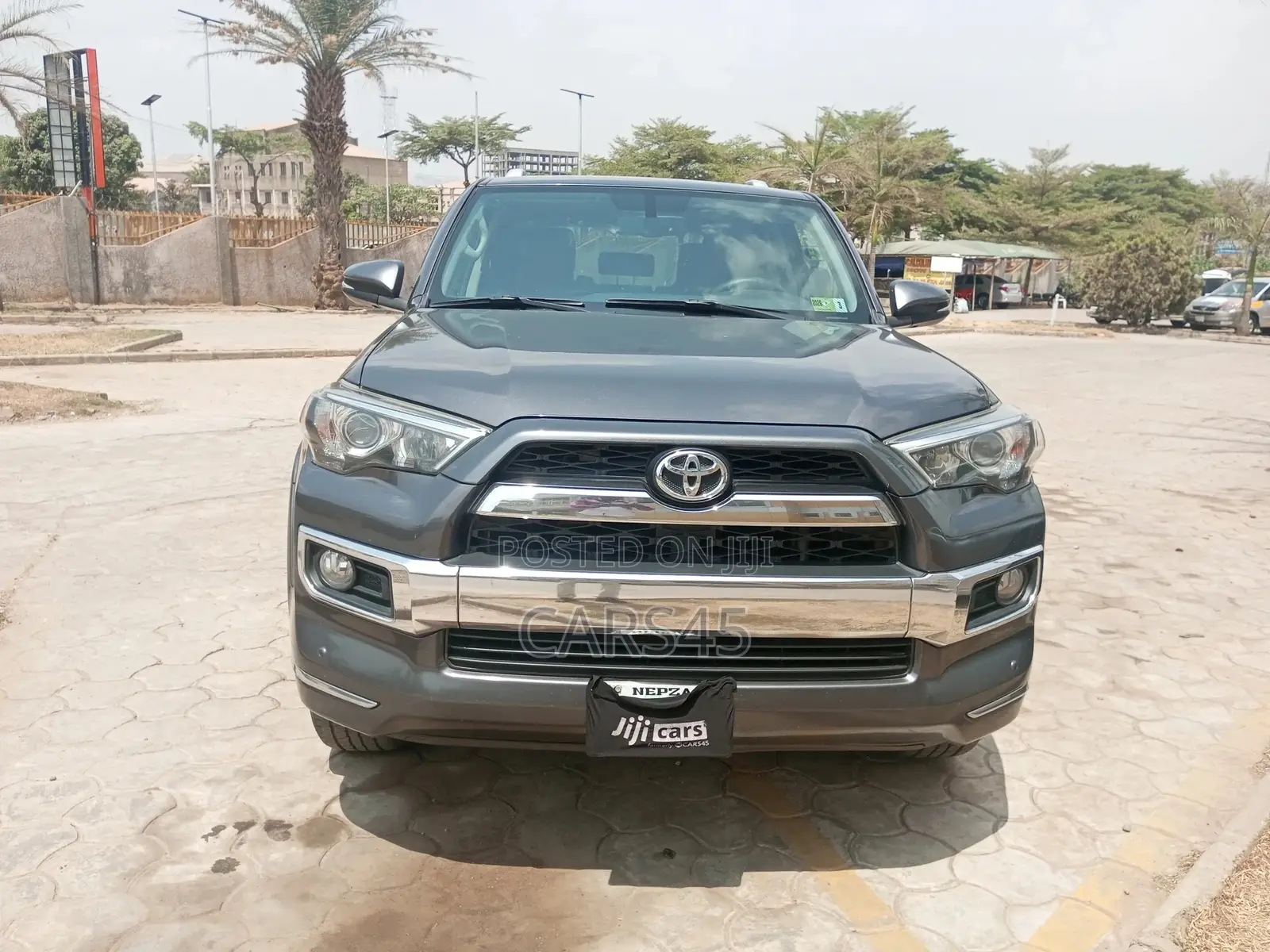 Toyota 4-Runner 2017 Gray