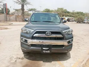 Toyota 4-Runner 2017 Gray
