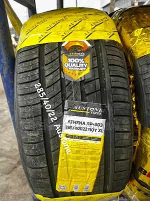 285/40/22 Austone